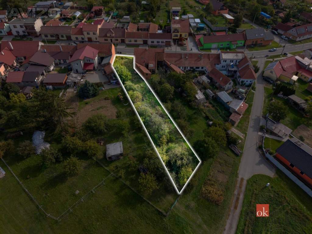 Foto inzerátu Prodej stavebního pozemku 811 m², Kozlany