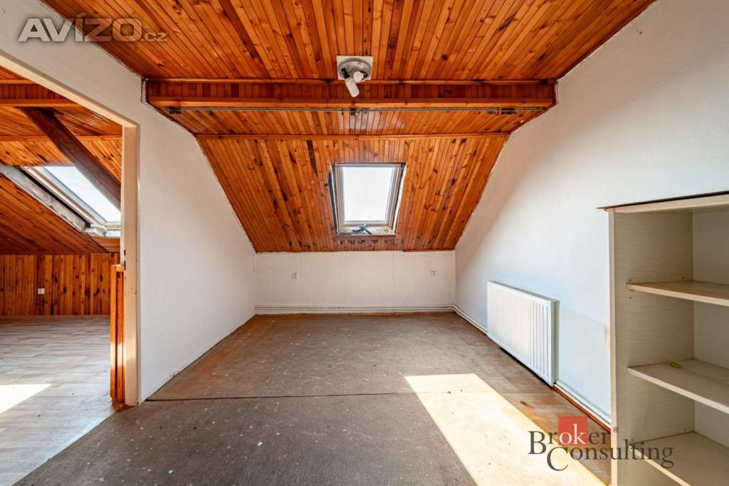 Foto inzerátu Prodej rodinného domu 226 m², Bystřany