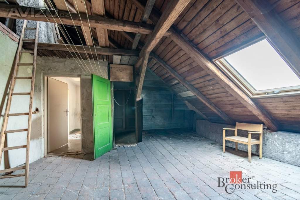 Foto inzerátu Prodej rodinného domu 226 m², Bystřany
