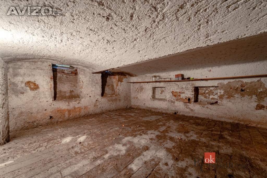 Foto inzerátu Prodej rodinného domu 226 m², Bystřany