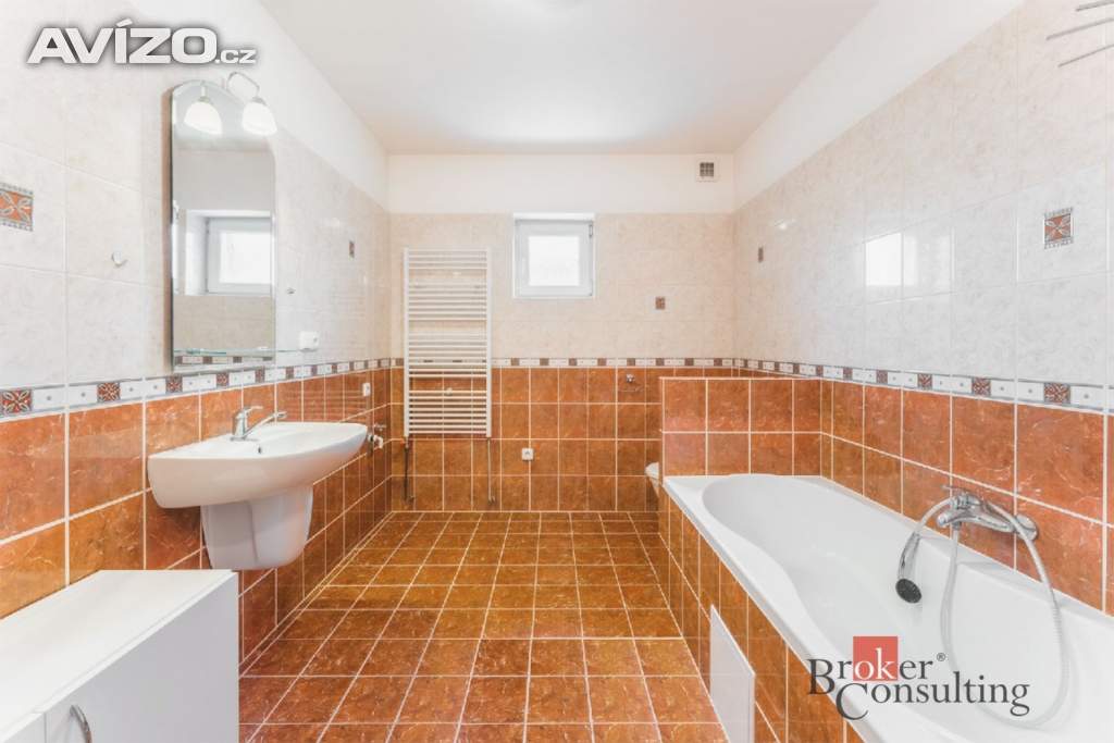 Foto inzerátu Prodej rodinného domu 240 m², Žehušice