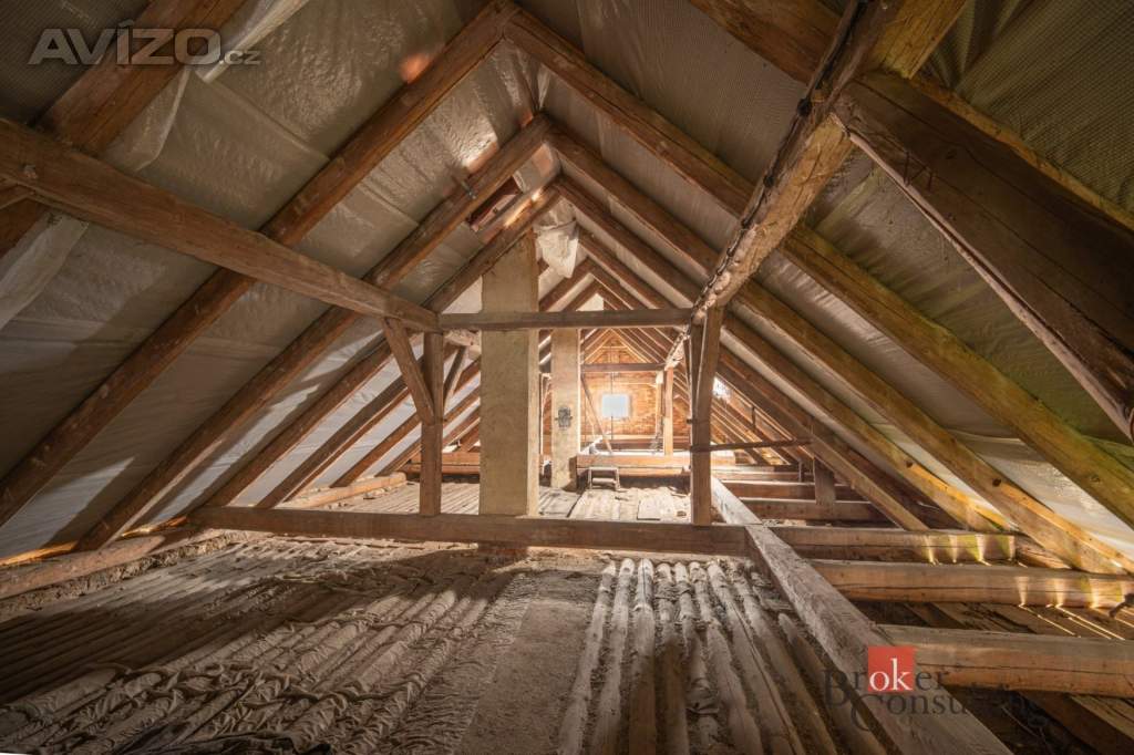 Foto inzerátu Prodej rodinného domu 193 m², Jarov