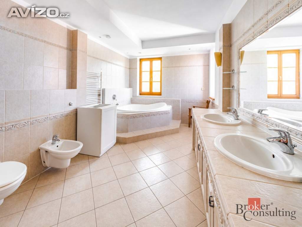 Foto inzerátu Prodej rodinného domu 250 m², Cehnice