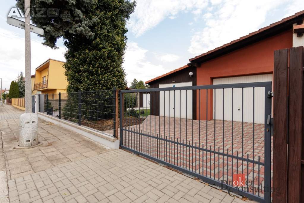 Foto inzerátu Prodej rodinného domu 286 m², Žatec
