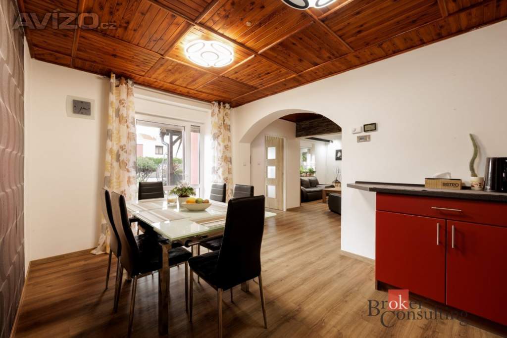 Foto inzerátu Prodej rodinného domu 286 m², Žatec