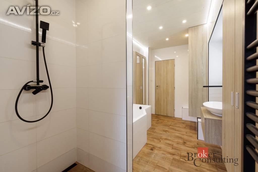 Foto inzerátu Prodej rodinného domu 286 m², Žatec