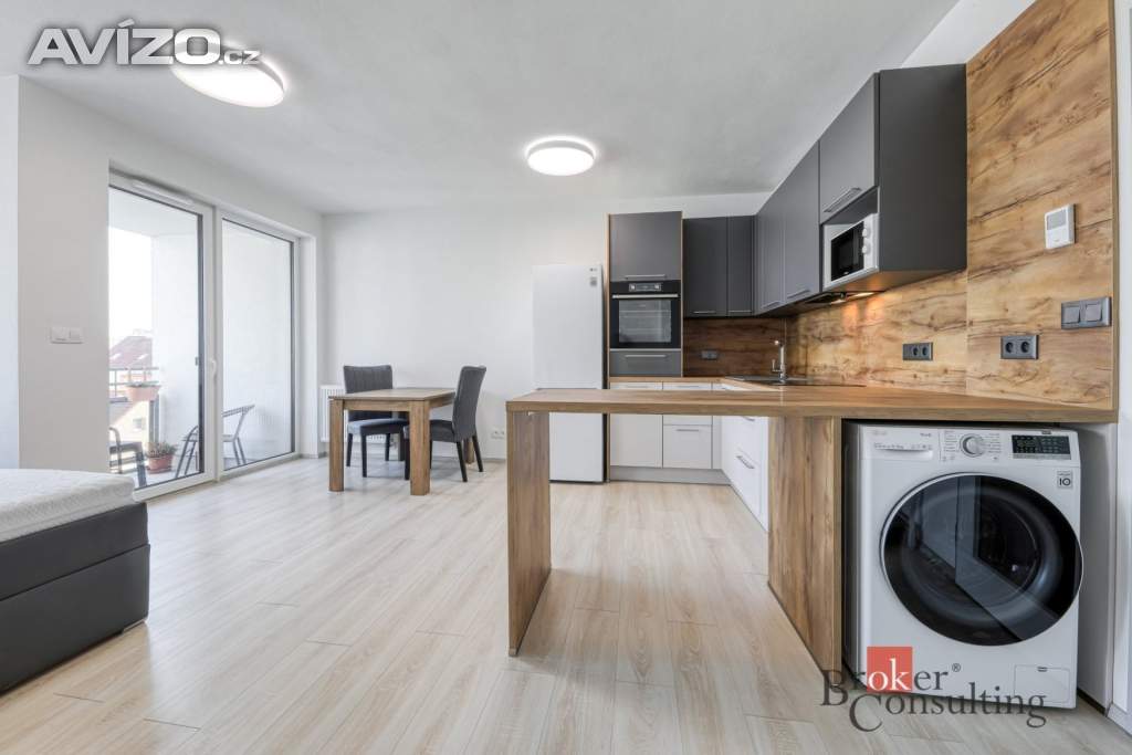 Foto inzerátu Pronájem bytu 1+kk 36 m², Plzeň