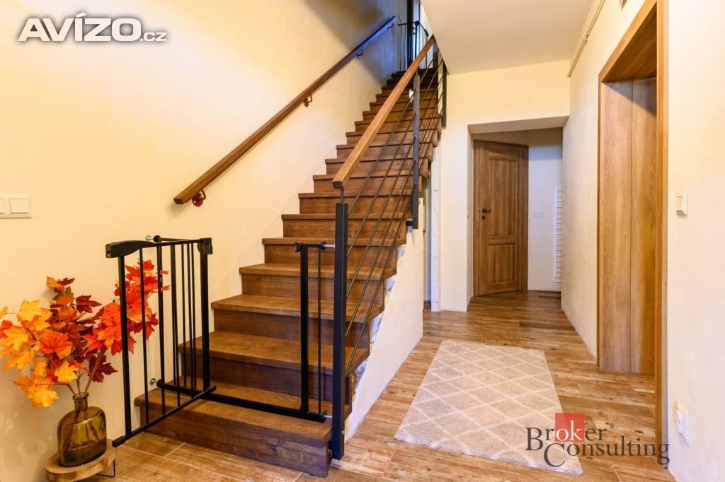 Foto inzerátu Prodej rodinného domu 175 m², Zbůch