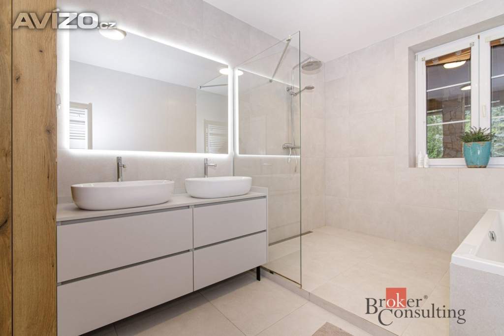 Foto inzerátu Prodej rodinného domu 400 m², Ostrava