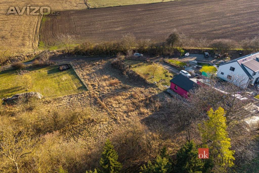 Foto inzerátu Prodej stavebního pozemku 1 328 m², Zvoleněves