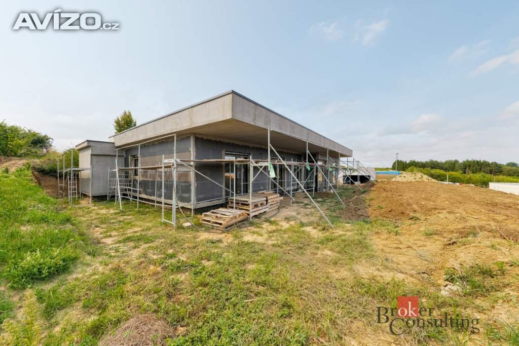 Foto inzerátu Prodej stavebního pozemku 917 m², Podolanka