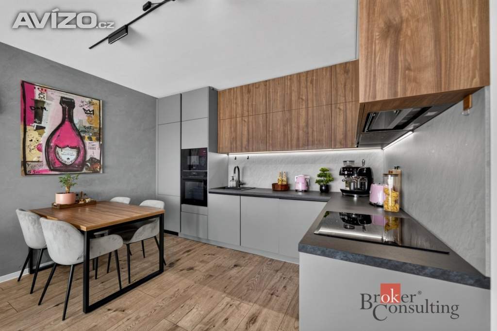 Foto inzerátu Prodej bytu 2+kk 56 m², Plzeň