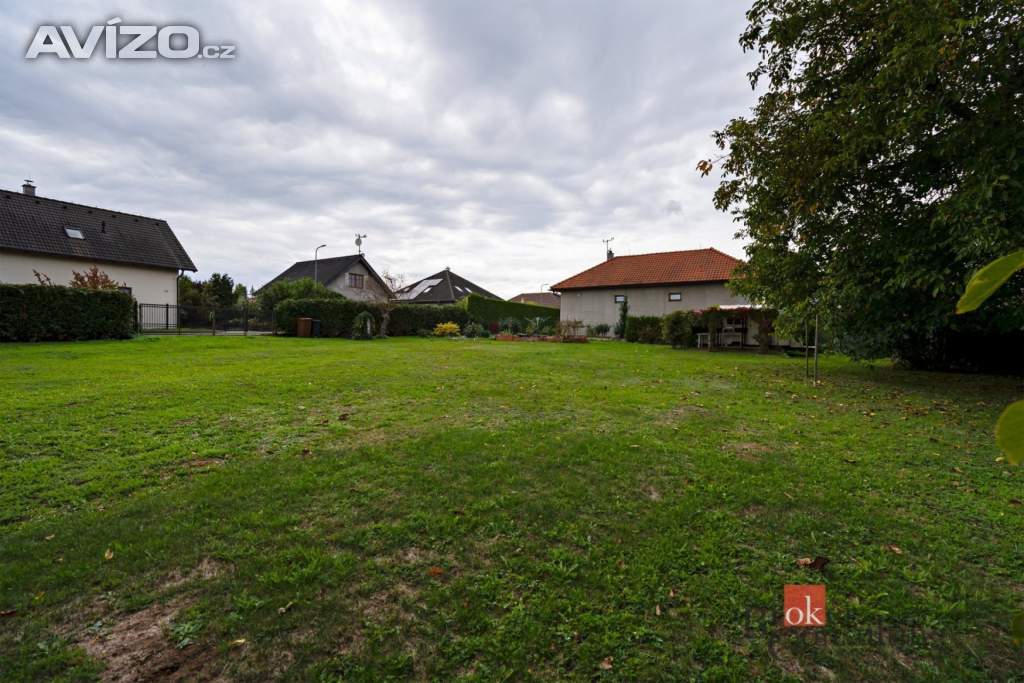 Foto inzerátu Prodej stavebního pozemku 1 036 m², Výrov