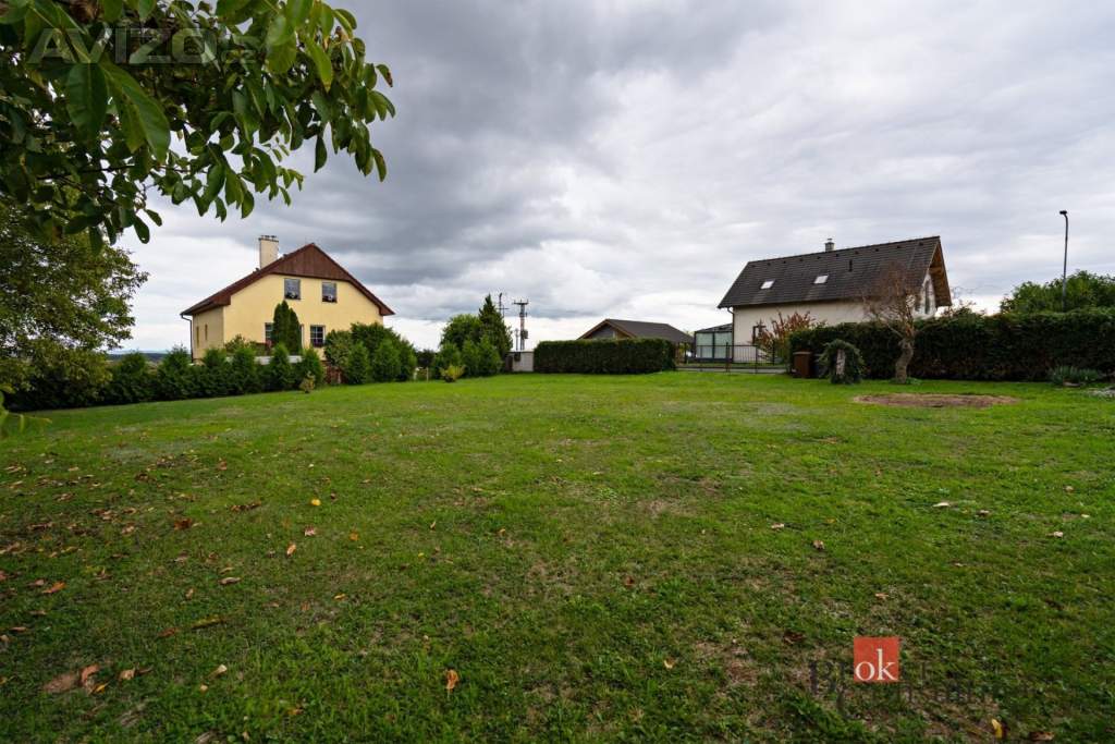 Foto inzerátu Prodej stavebního pozemku 1 036 m², Výrov