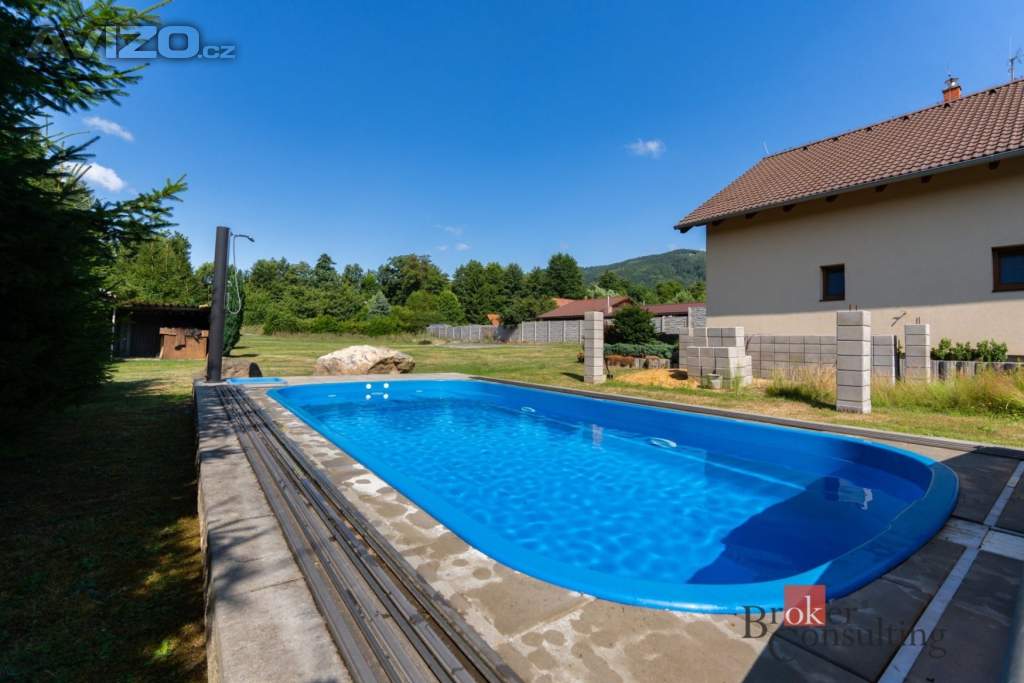 Foto inzerátu Prodej rodinného domu 145 m², Krupka