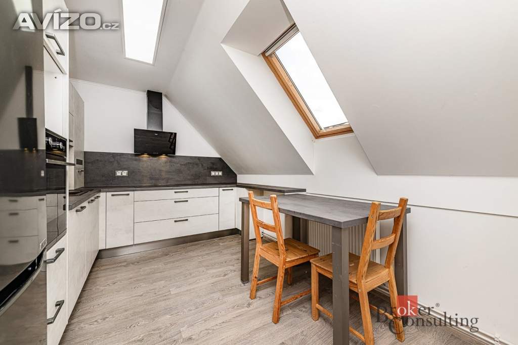 Foto inzerátu Pronájem bytu 3+kk 67 m², Nehvizdy