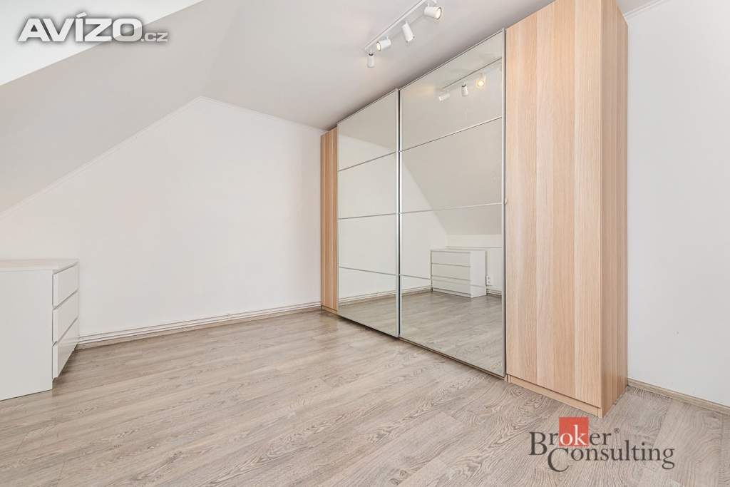 Foto inzerátu Pronájem bytu 3+kk 67 m², Nehvizdy