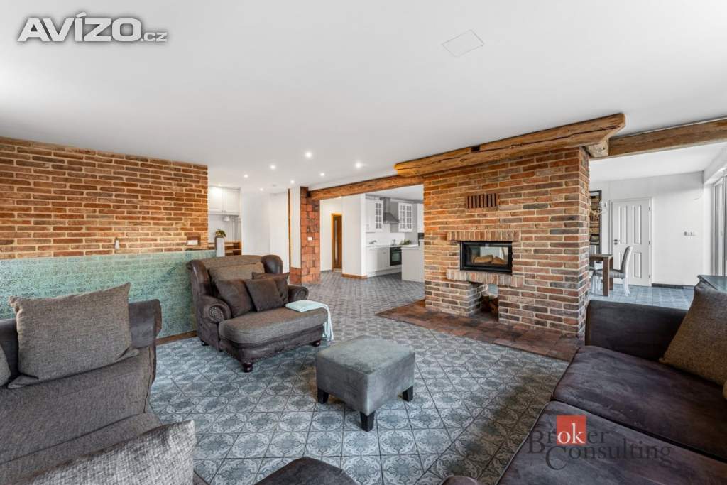 Foto inzerátu Prodej rodinného domu 448 m², Velké Přítočno