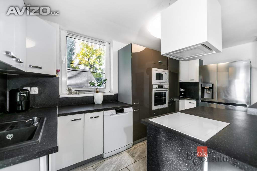Foto inzerátu Prodej rodinného domu 196 m², Průhonice