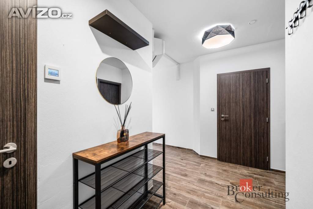 Foto inzerátu Prodej bytu 4+kk 81 m², Vochov