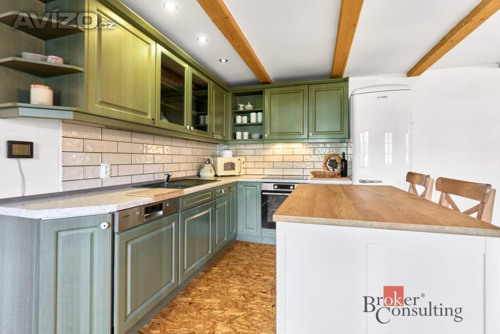 Foto inzerátu Prodej rodinného domu 228 m², Libá