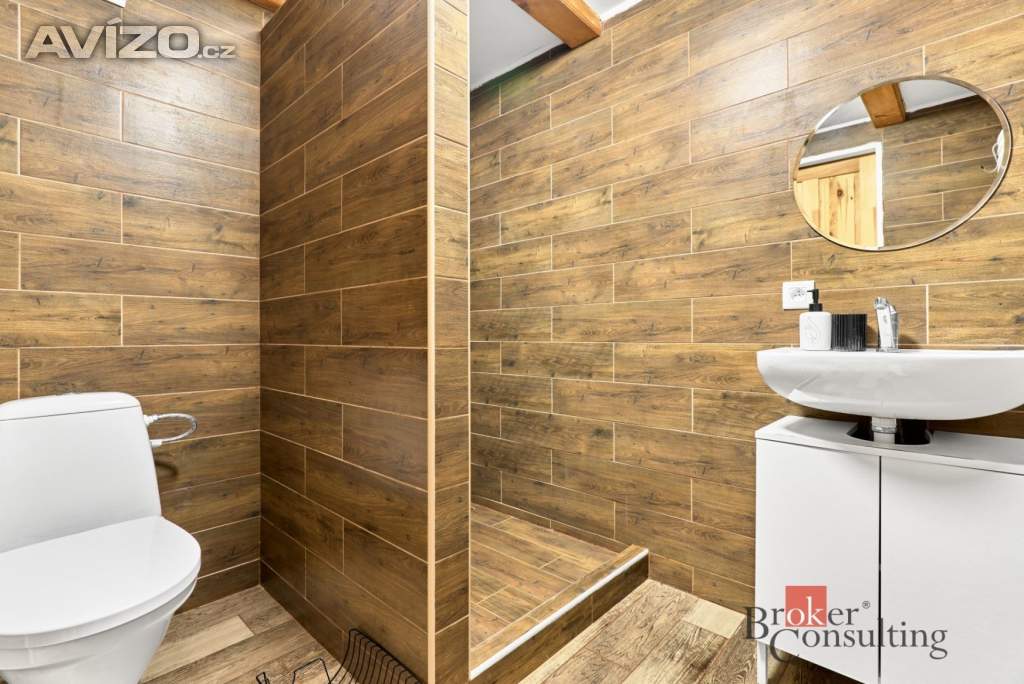 Foto inzerátu Prodej rodinného domu 228 m², Libá