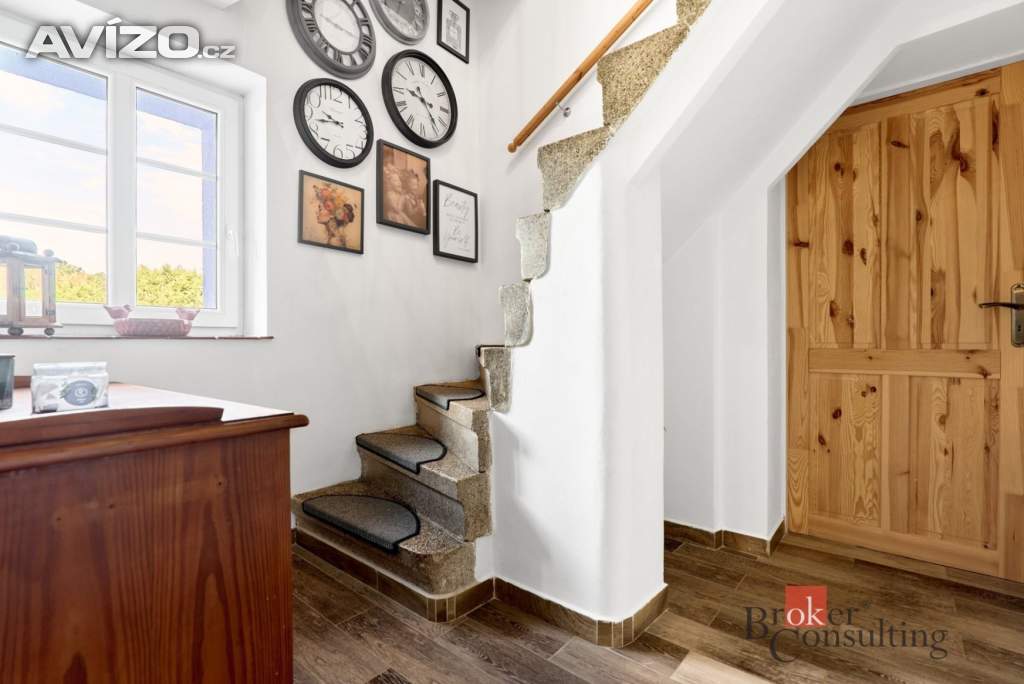 Foto inzerátu Prodej rodinného domu 228 m², Libá