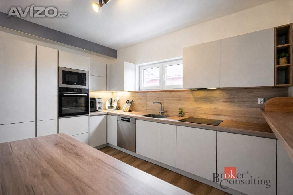 Prodej bytu 4+kk 111 m², Řitka