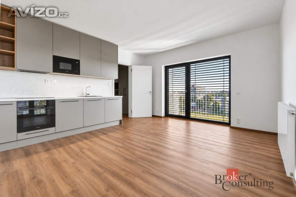 Pronájem bytu 1+kk 32 m², Hradec Králové