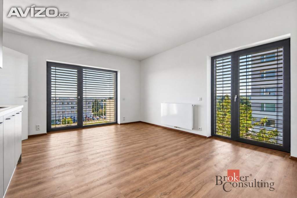 Foto inzerátu Pronájem bytu 1+kk 32 m², Hradec Králové
