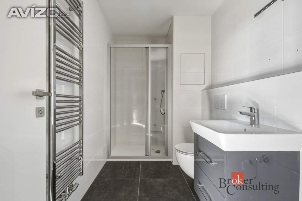 Foto inzerátu Pronájem bytu 1+kk 32 m², Hradec Králové