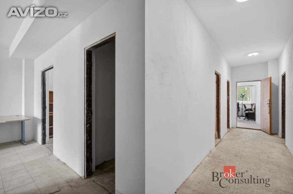 Foto inzerátu Prodej obchodního prostoru 488 m², Mlékojedy