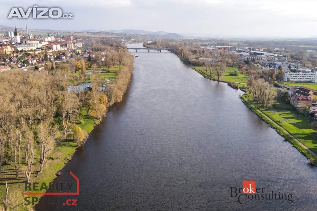 Foto inzerátu Prodej obchodního prostoru 488 m², Mlékojedy