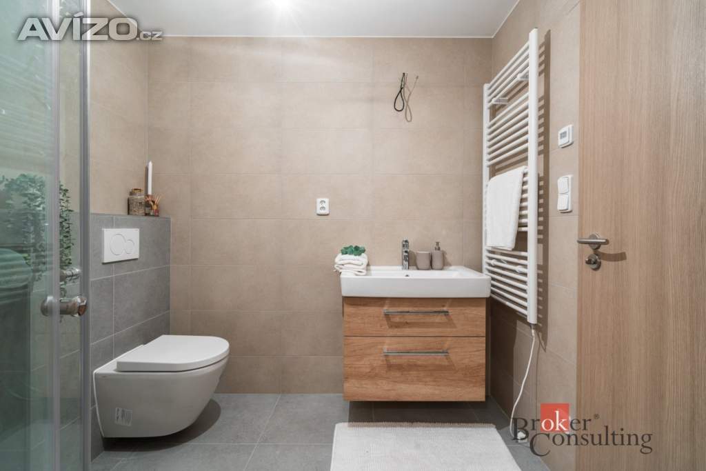 Foto inzerátu Prodej rodinného domu 164 m², Lovčice