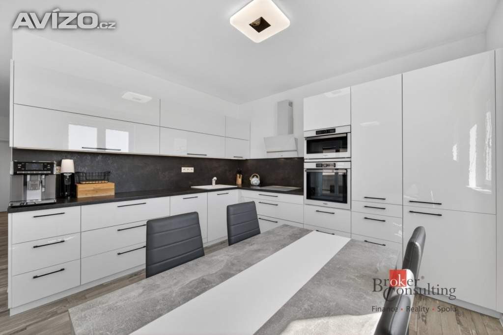 Foto inzerátu Prodej bytu 4+kk 80 m², Vochov