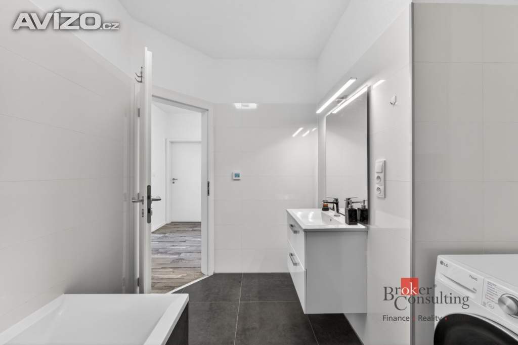Foto inzerátu Prodej bytu 4+kk 80 m², Vochov