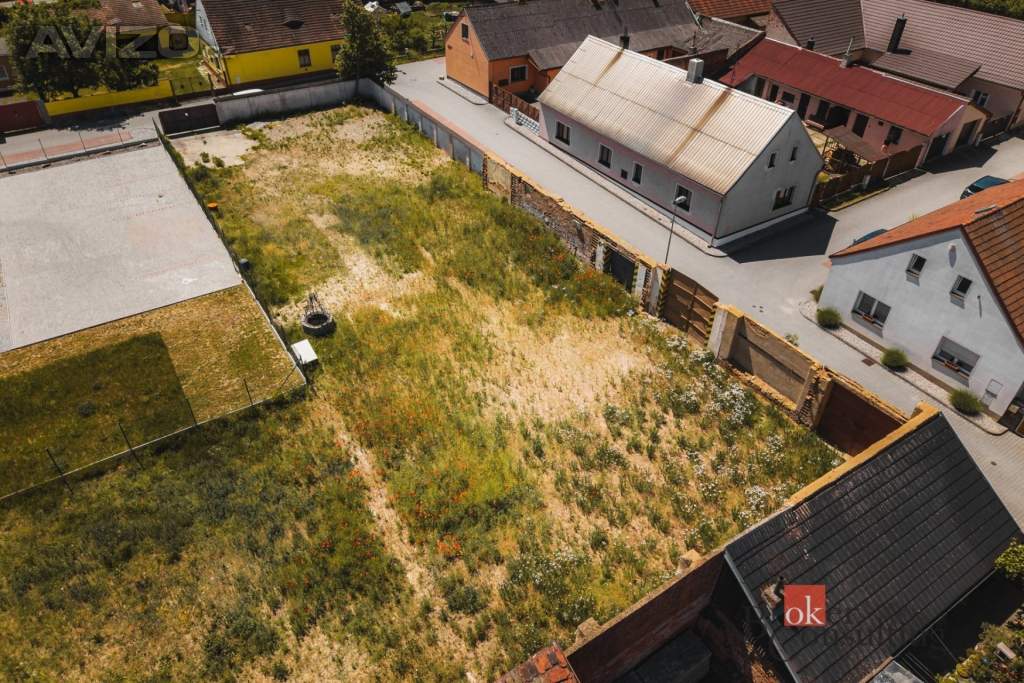 Foto inzerátu Prodej komerčního pozemku 892 m², Chotěšov