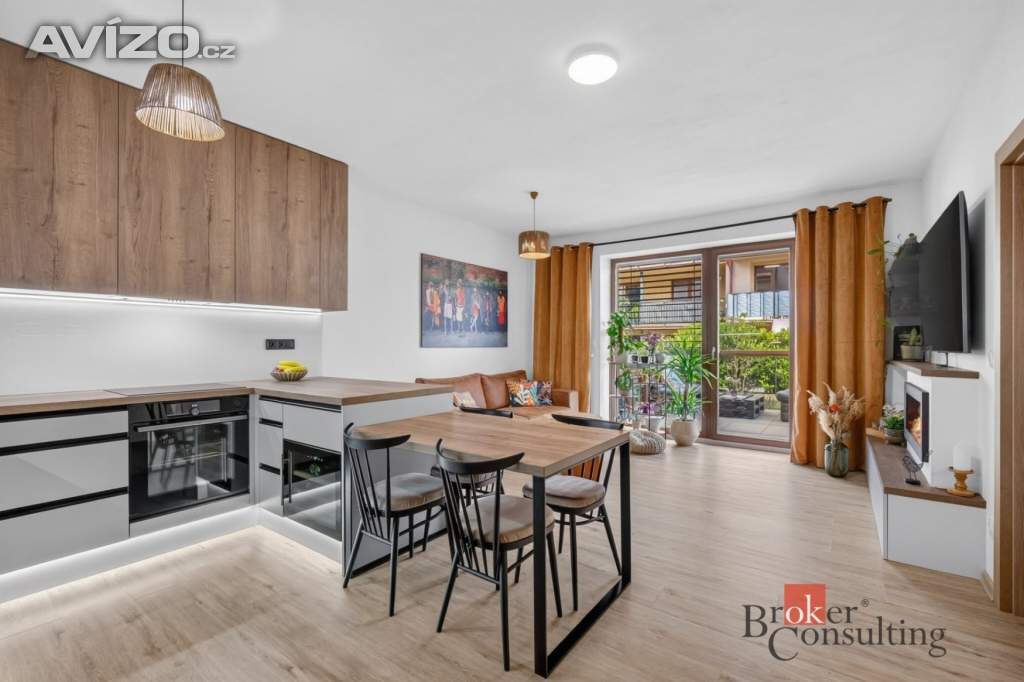 Foto inzerátu Prodej bytu 3+kk 78 m², Holubice