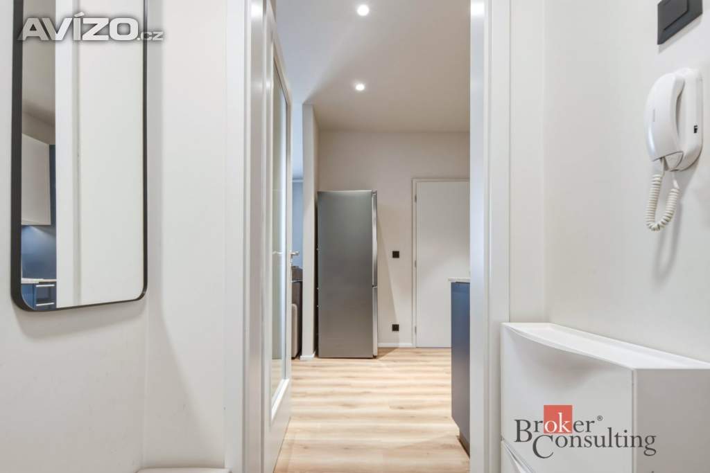 Foto inzerátu Prodej bytu 1+kk 44 m², Praha