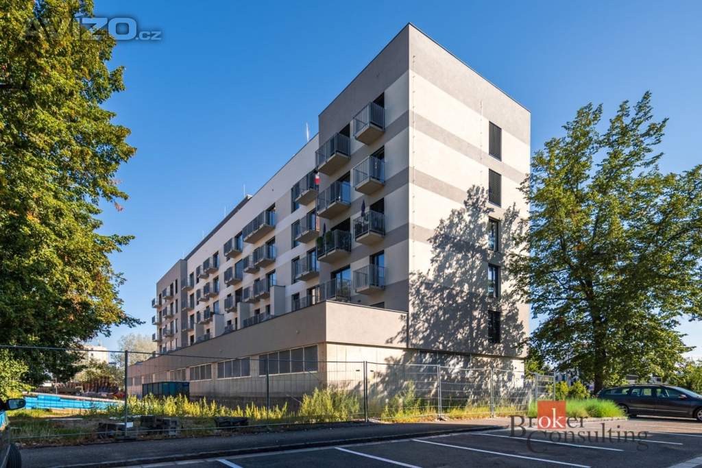 Foto inzerátu Pronájem bytu 1+kk 29 m², Hradec Králové