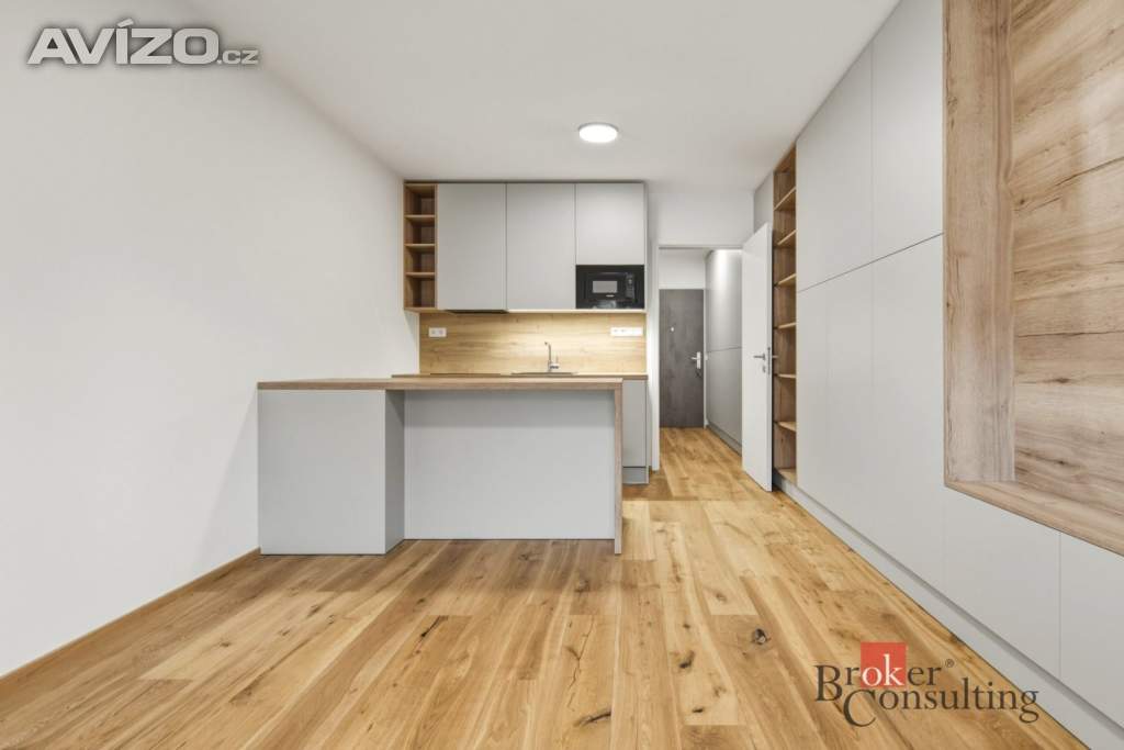 Foto inzerátu Pronájem bytu 1+kk 29 m², Hradec Králové