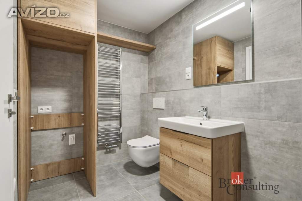 Foto inzerátu Pronájem bytu 1+kk 29 m², Hradec Králové