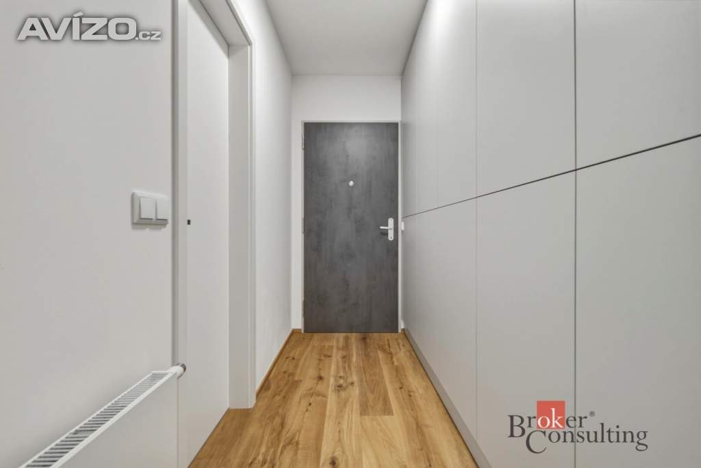 Foto inzerátu Pronájem bytu 1+kk 29 m², Hradec Králové