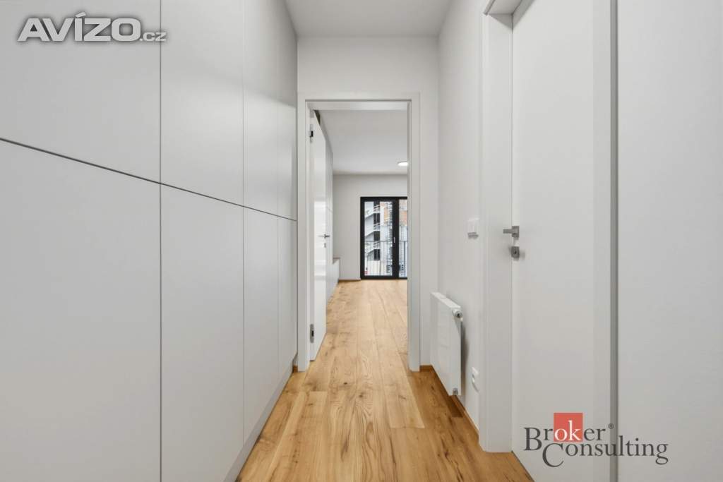 Foto inzerátu Pronájem bytu 1+kk 29 m², Hradec Králové