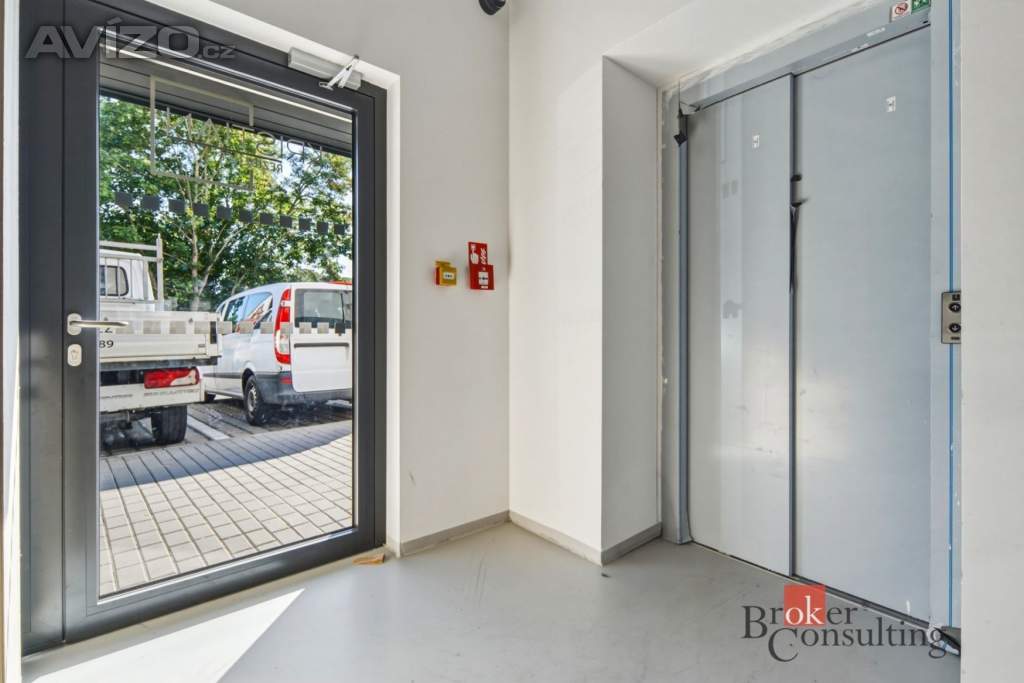 Foto inzerátu Pronájem bytu 1+kk 29 m², Hradec Králové