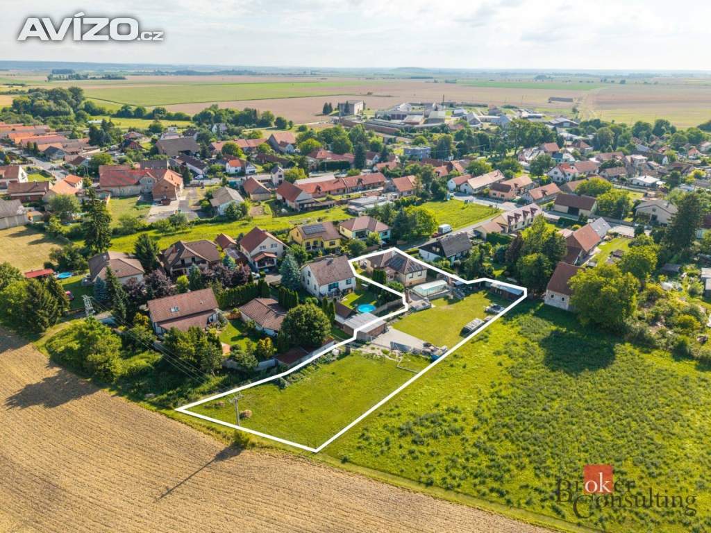 Foto inzerátu Prodej rodinného domu 270 m², Krchleby