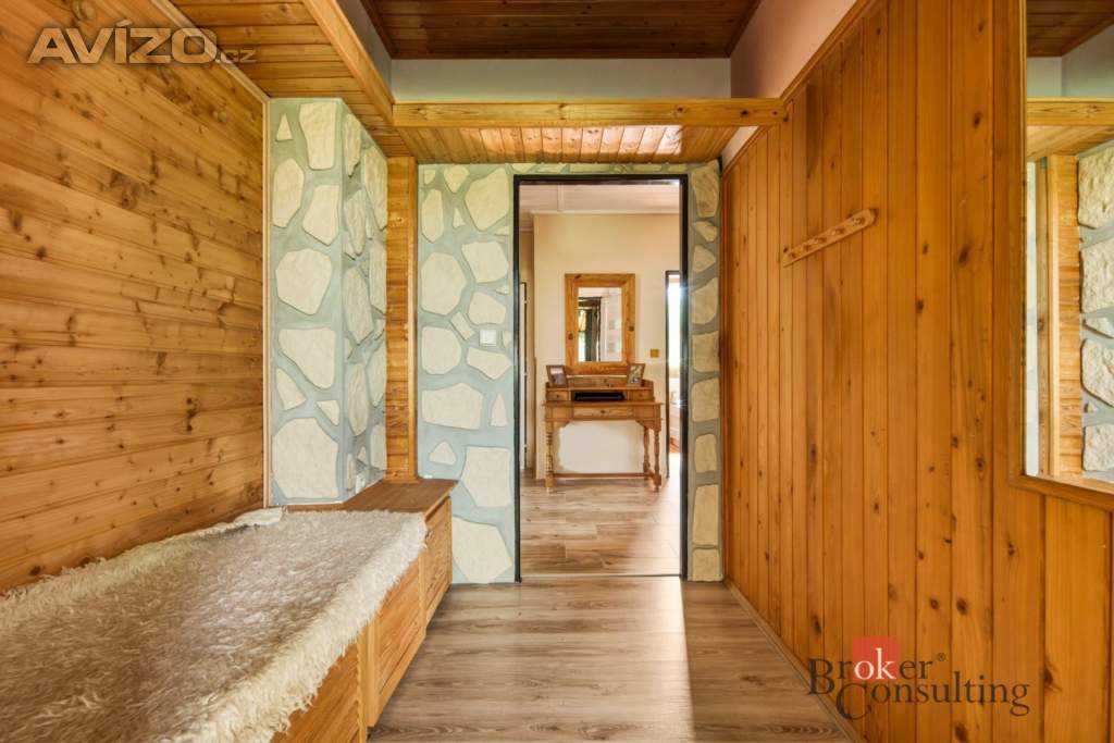 Foto inzerátu Prodej rodinného domu 270 m², Krchleby