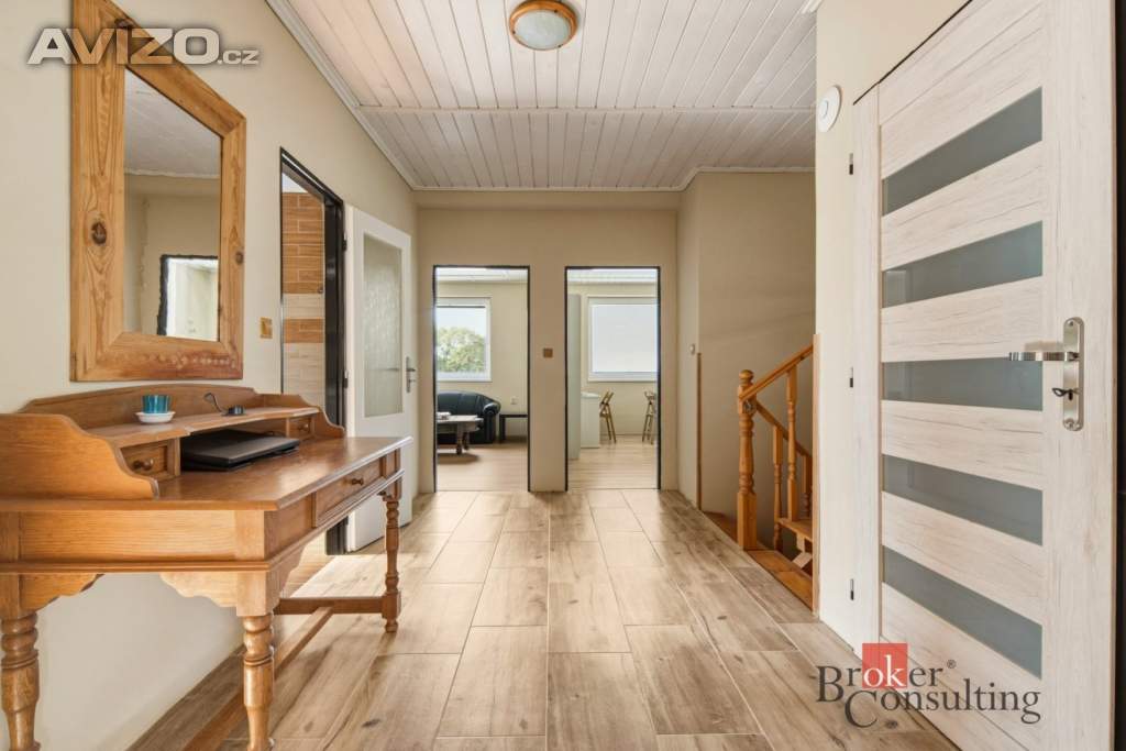 Foto inzerátu Prodej rodinného domu 270 m², Krchleby
