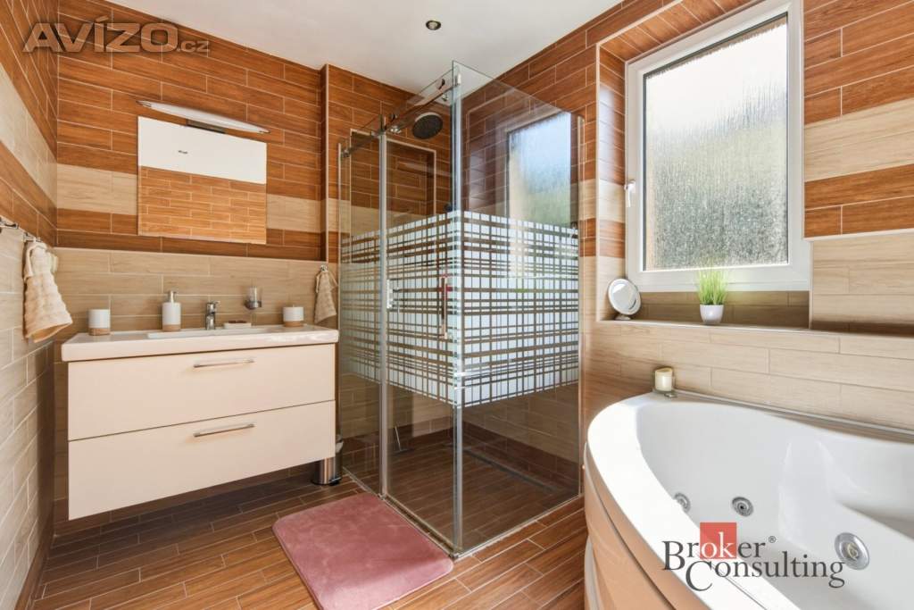 Foto inzerátu Prodej rodinného domu 270 m², Krchleby
