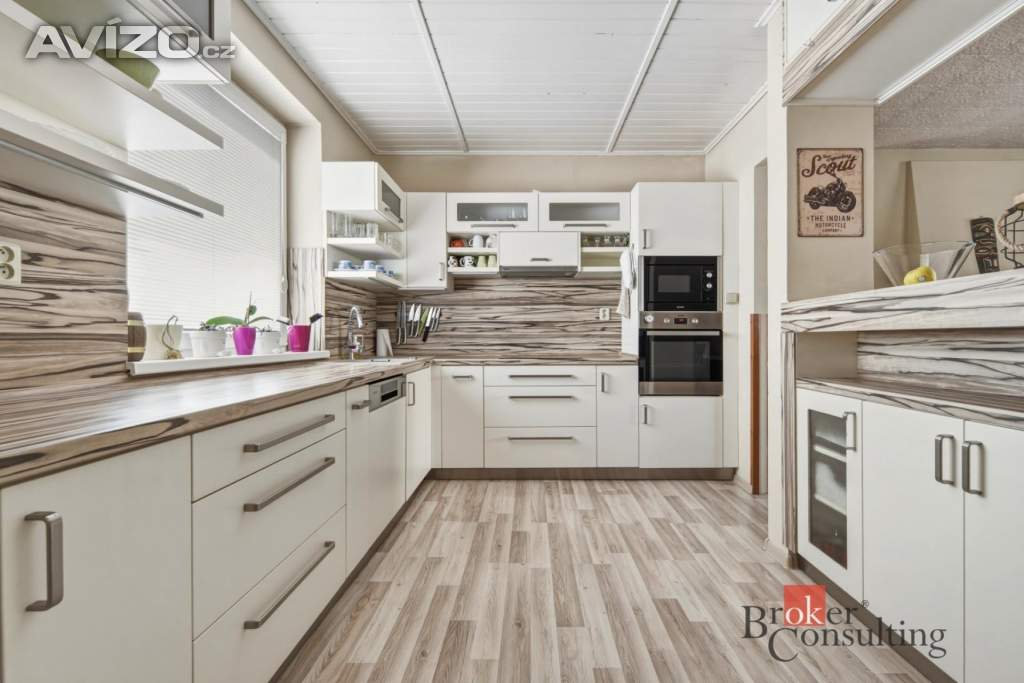 Foto inzerátu Prodej rodinného domu 270 m², Krchleby